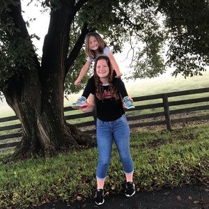 Meet your Posher, Charity